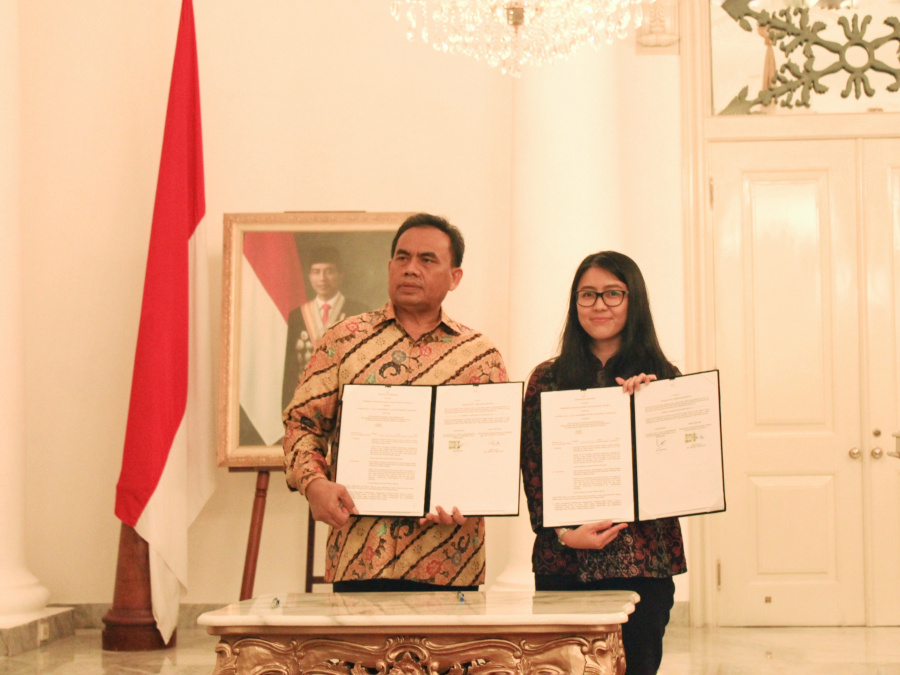 MoU Signing between Yayasan ICLEI Indonesia and Provincial Government of DKI Jakarta